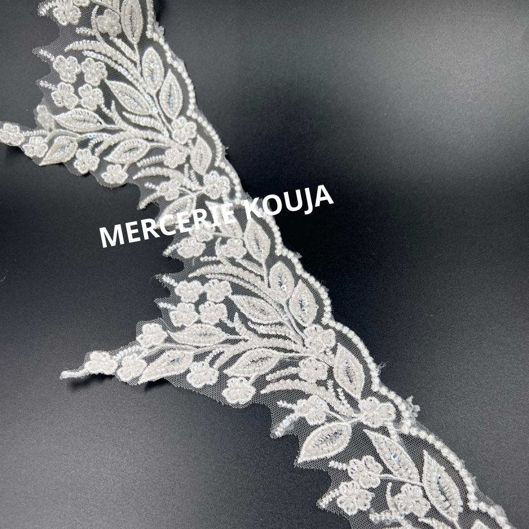 DANTELA POLIESTER 15 CM