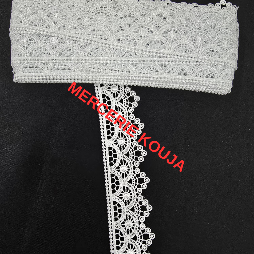 DANTELA POLIESTER LUX TEX 4CM