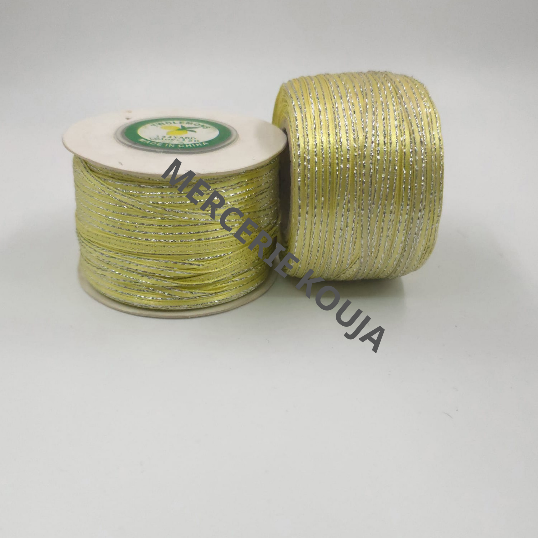 BANDA SATEN CU FIR ARGINTIU LAME