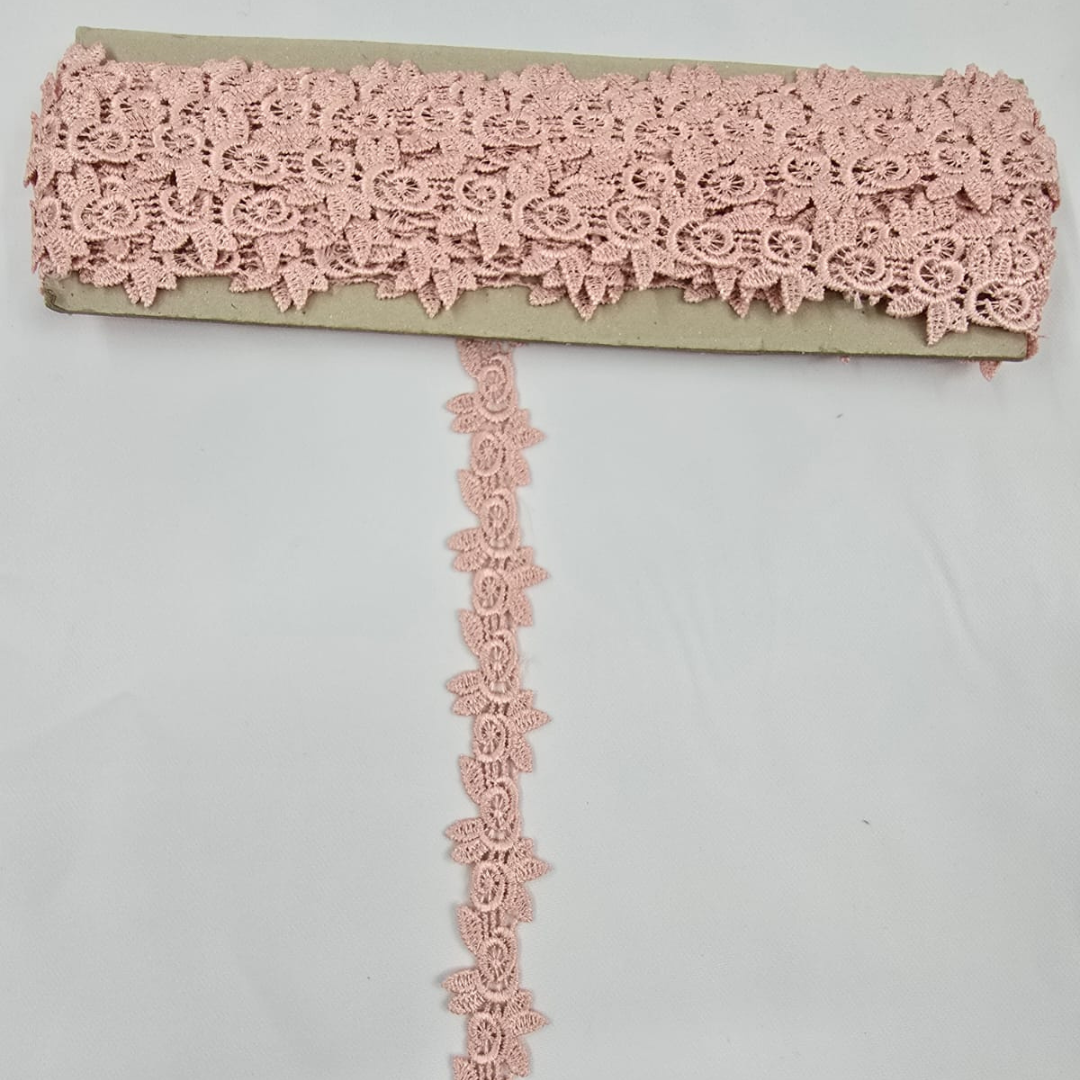 DANTELA POLIESTER 1.5CM