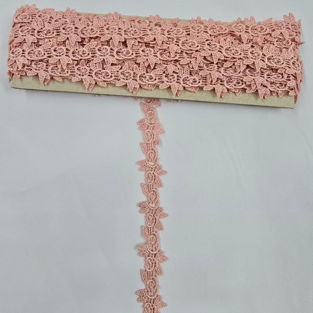 DANTELA POLIESTER 1.5CM