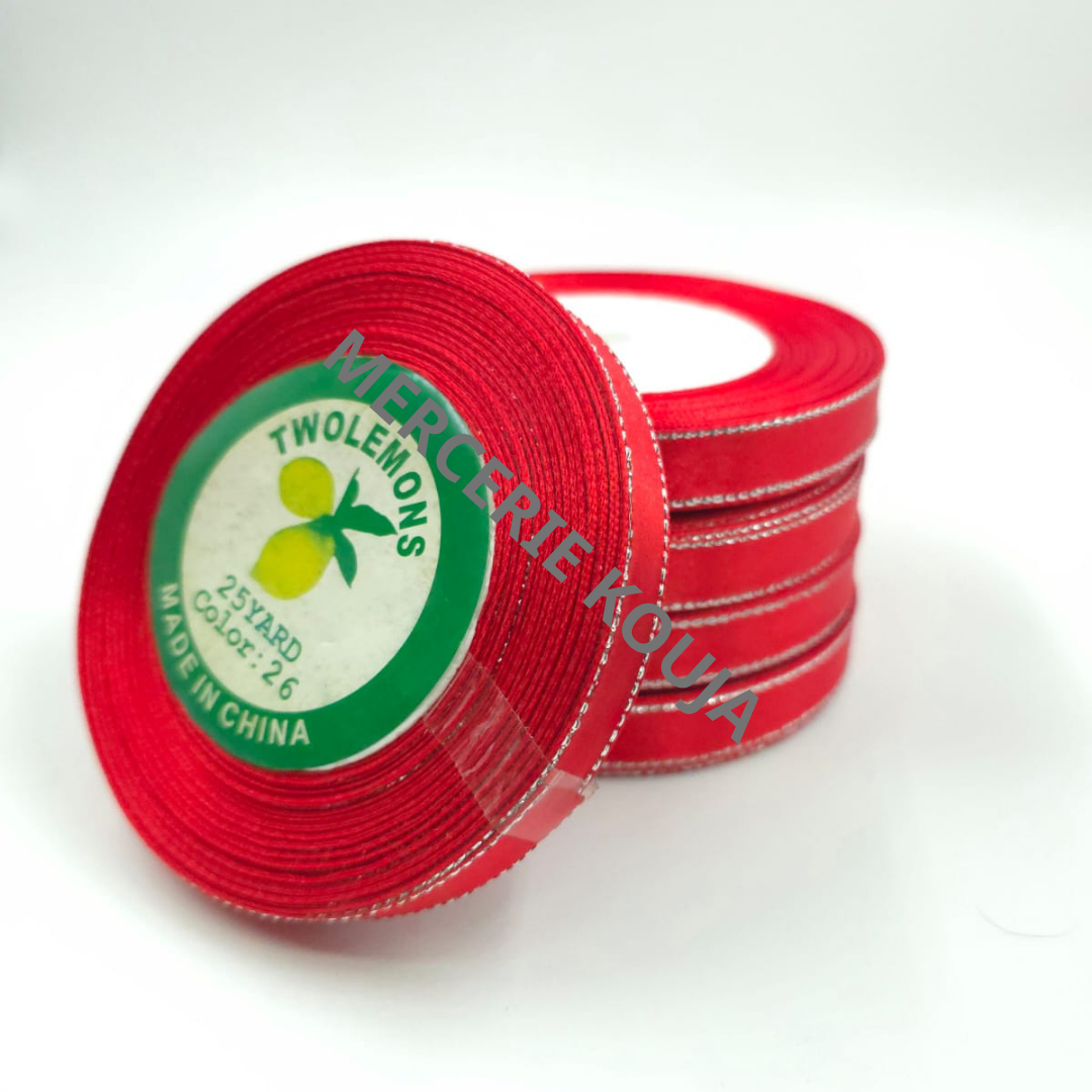 BANDA SATEN CU FIR ARGINTIU LAME