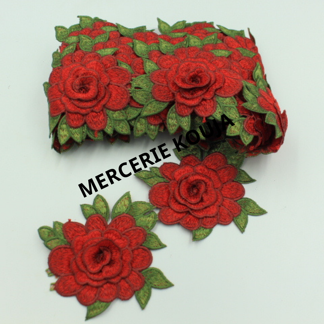 DANTELA POLIESTER MODEL TRANDAFIR 10CM