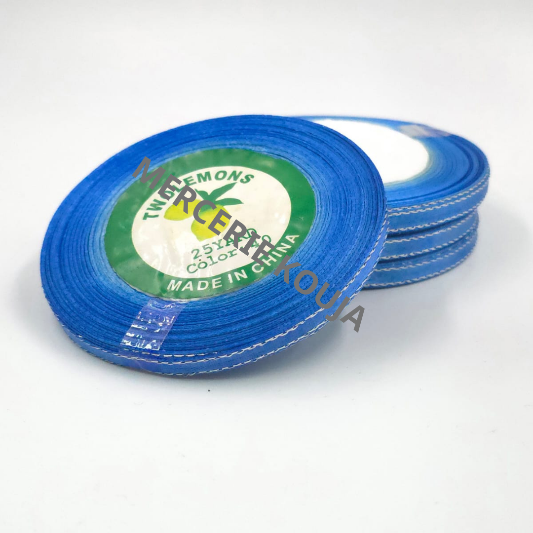 BANDA SATEN CU FIR ARGINTIU LAME