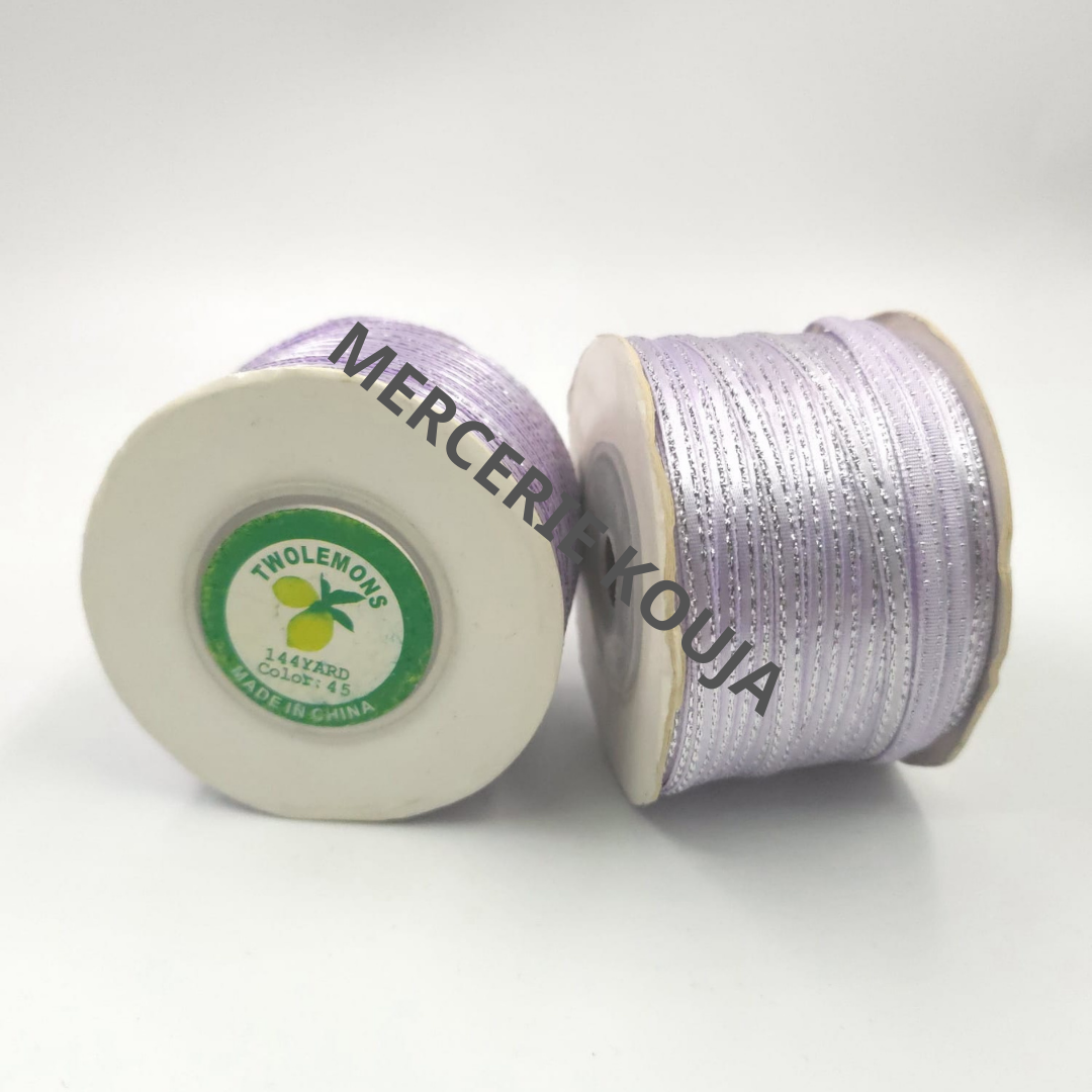 BANDA SATEN CU FIR ARGINTIU LAME