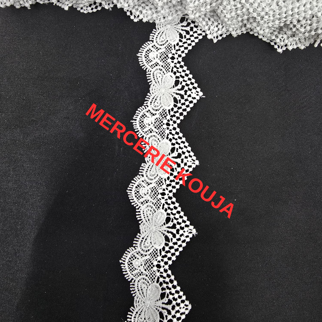 DANTELA POLIESTER LUX TEX 5CM