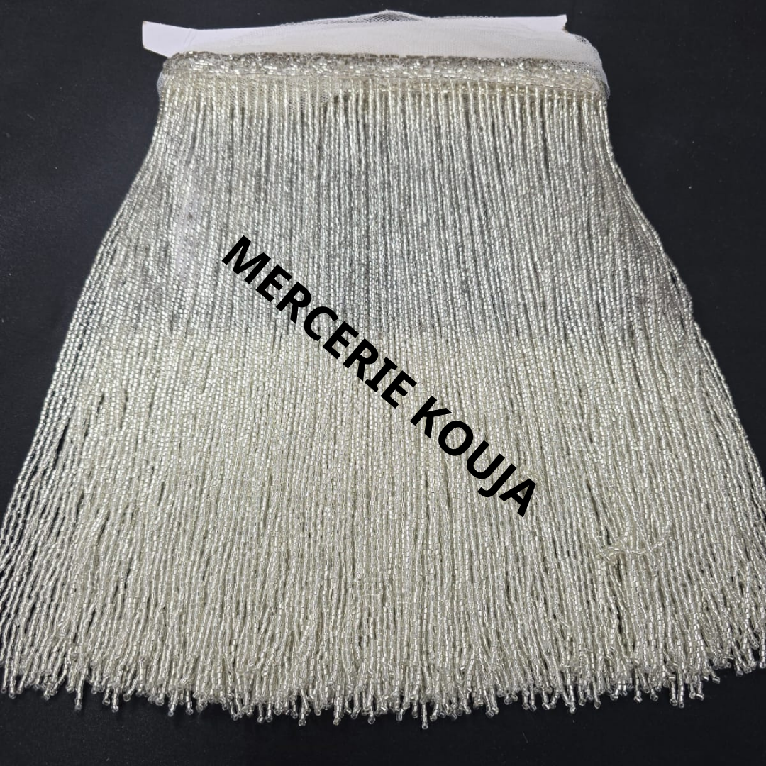 FRANJURI DIN MARGELE DE STICLA 25CM