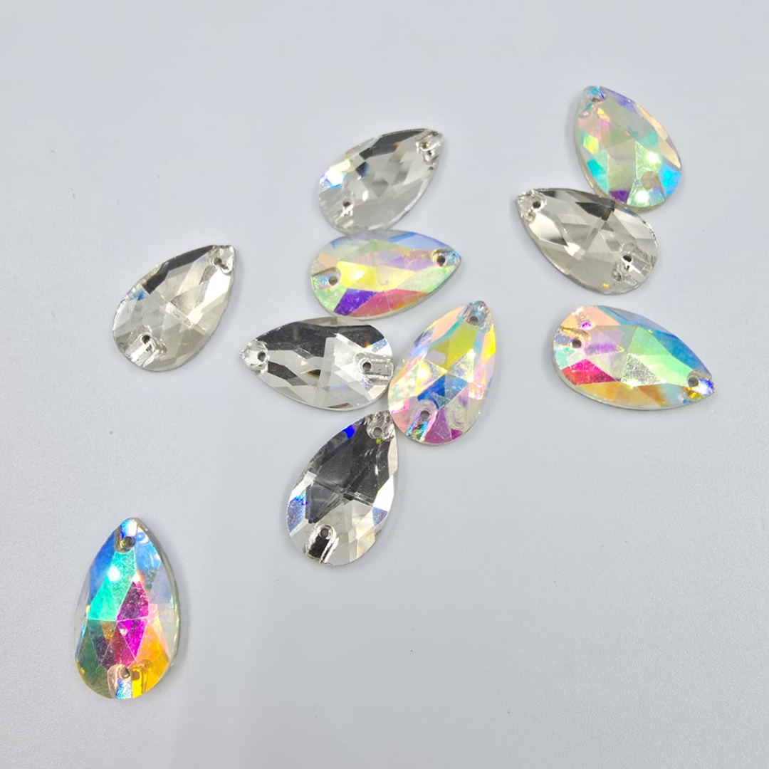 PIETRE DE CUSUT MODEL LACRIMA DE STICLA