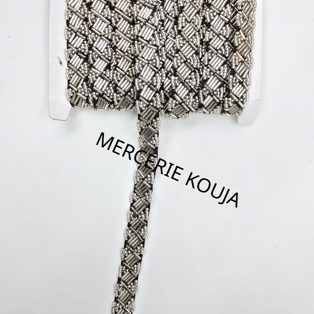 BANDA STRAS CU MARGELE