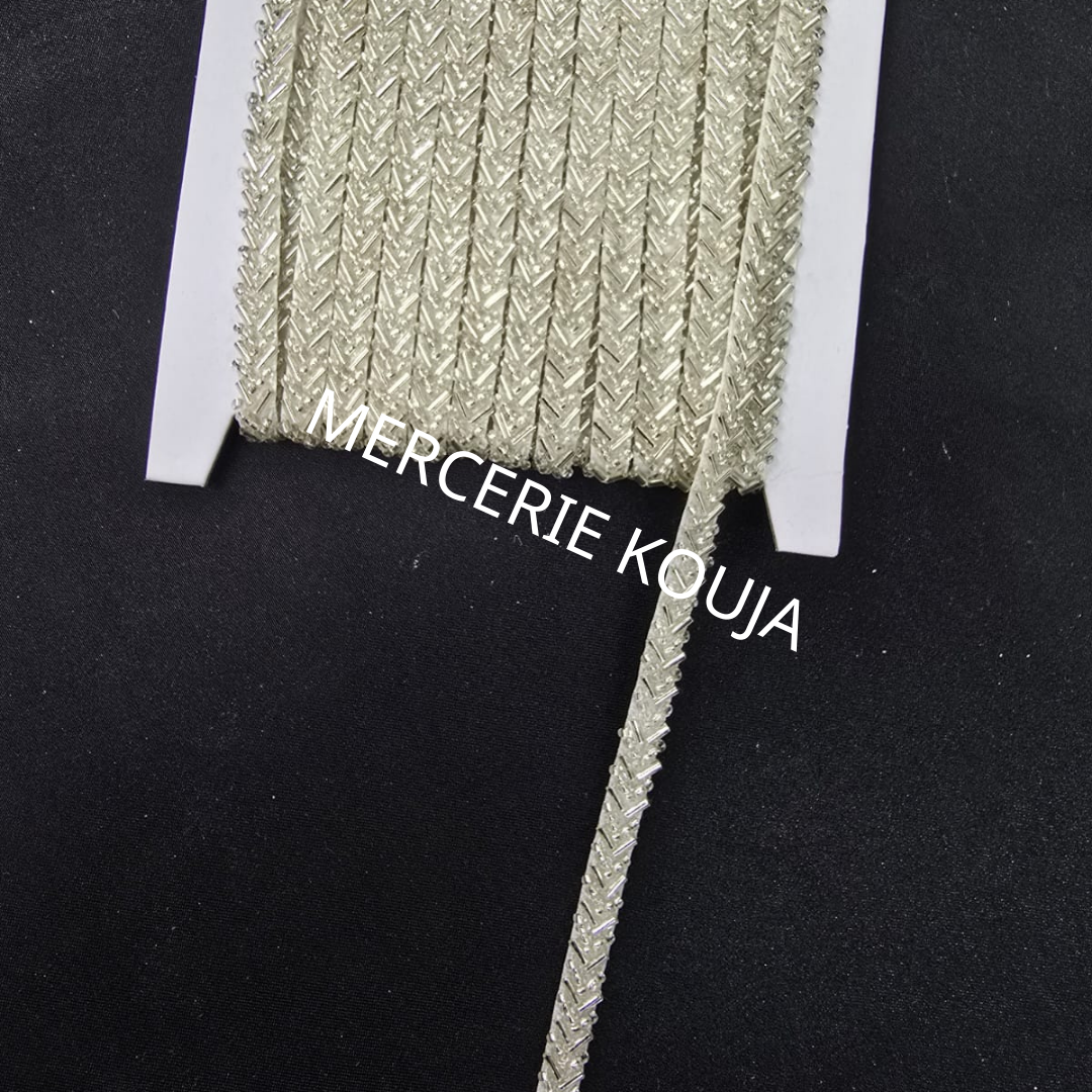 BANDA STRAS CU MARGELE