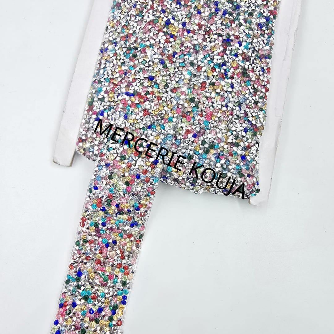 BANDA STRAS DE LIPIT