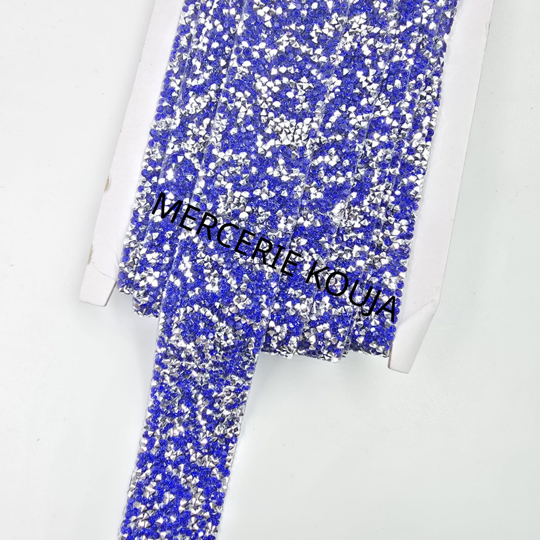 BANDA STRAS DE LIPIT