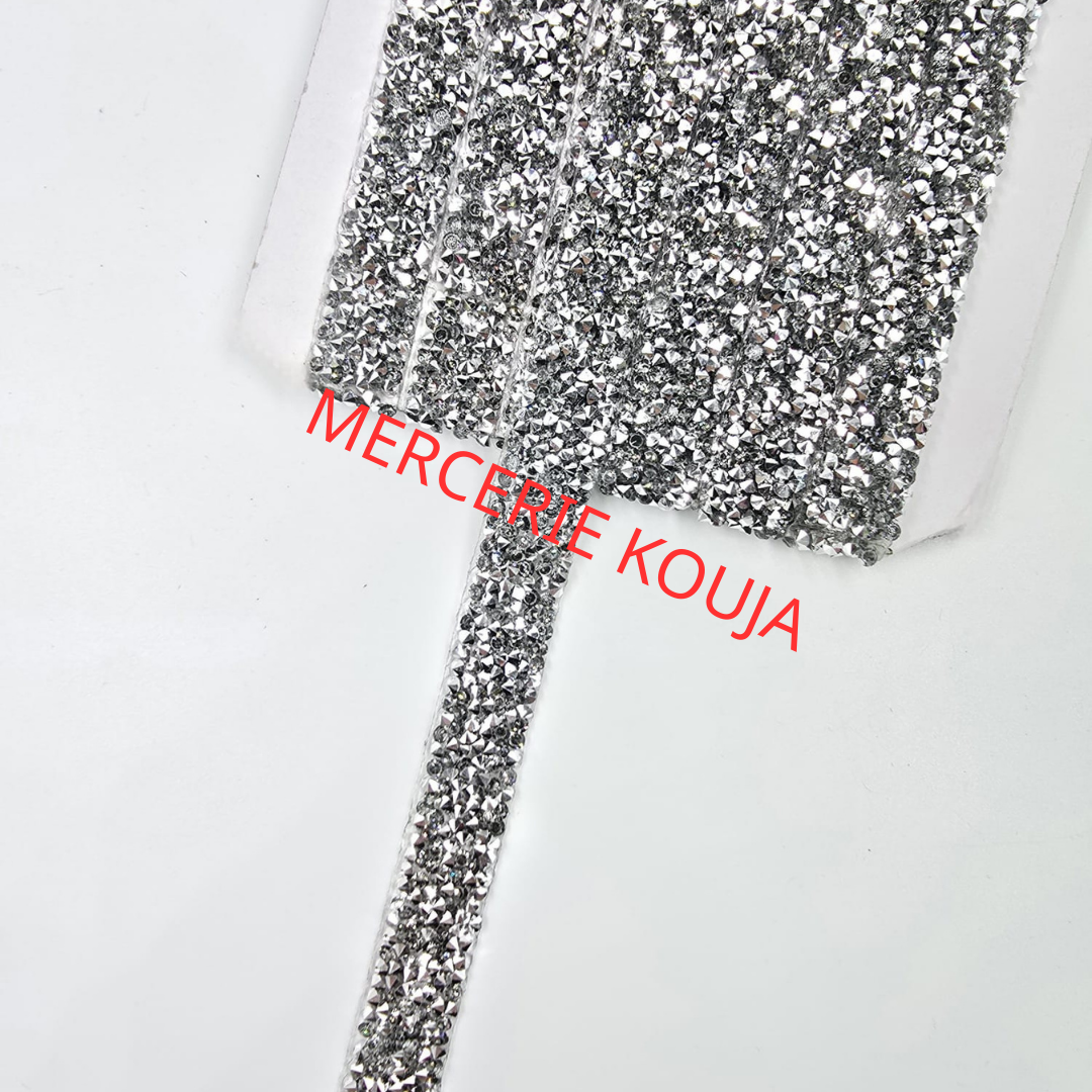 BANDA STRAS DE LIPIT