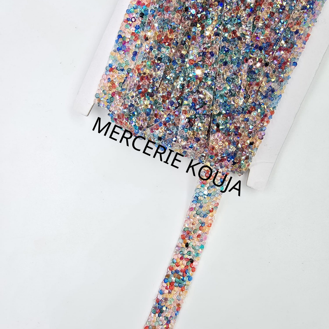 BANDA STRAS DE LIPIT