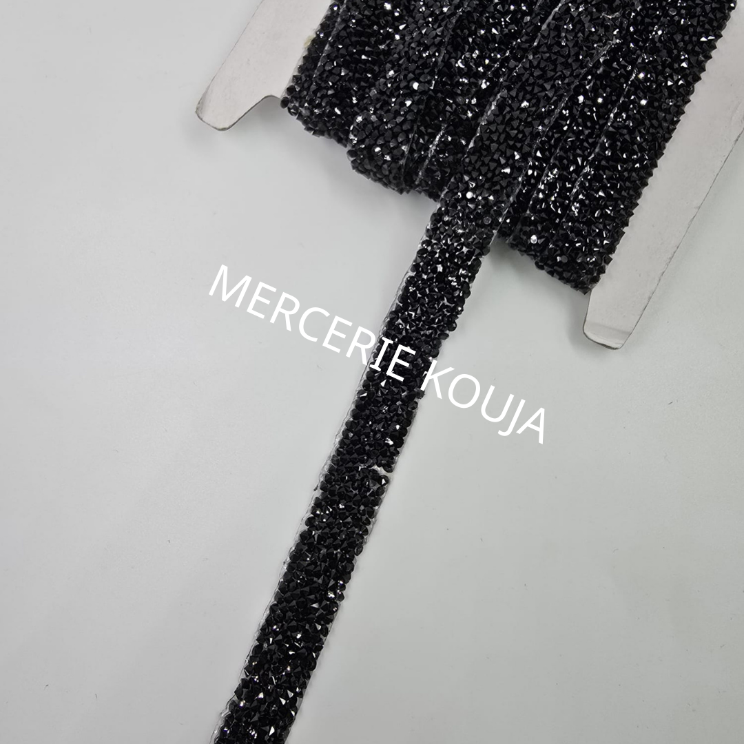 BANDA STRAS DE LIPIT