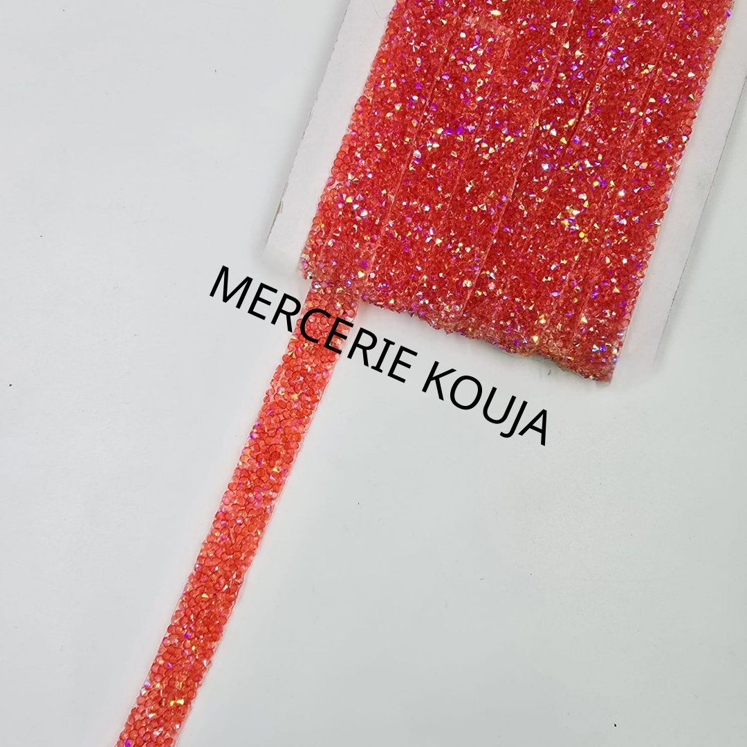 BANDA STRAS DE LIPIT