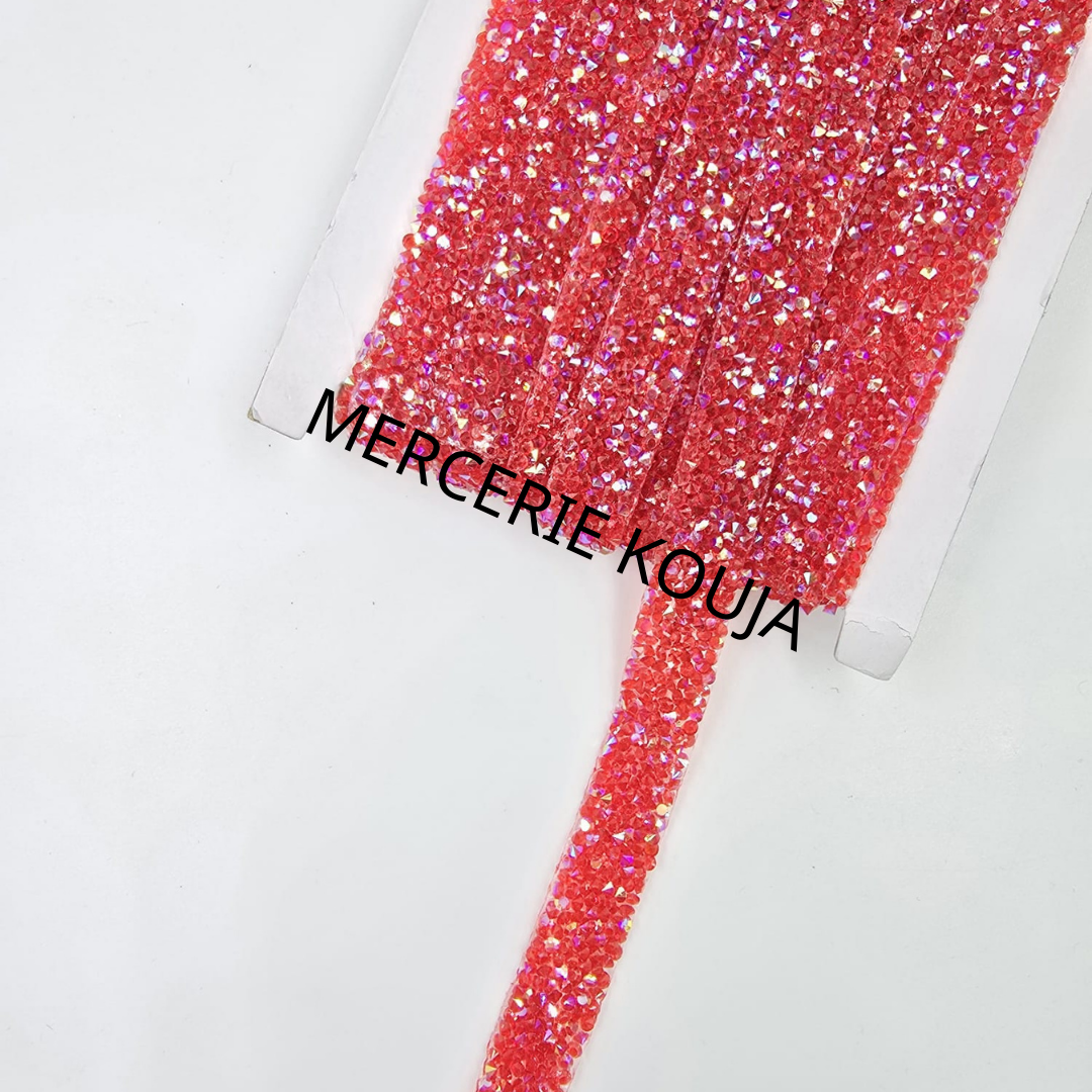 BANDA STRAS DE LIPIT