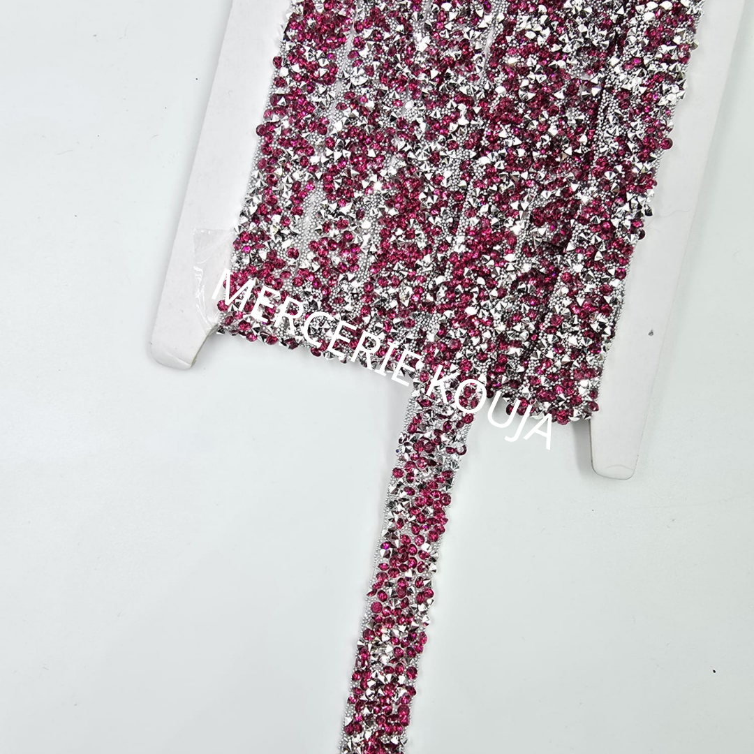 BANDA STRAS DE LIPIT